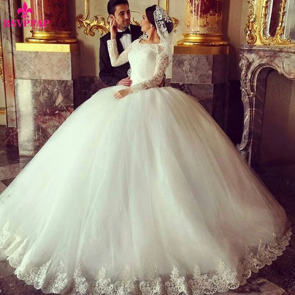 Gorgeous-Sheer-Ball-Gown-Wedding-Dresses-2016-Puffy-Lace-Beaded-Applique-White-Long-Sleeve-Arab-Wedding (1)
