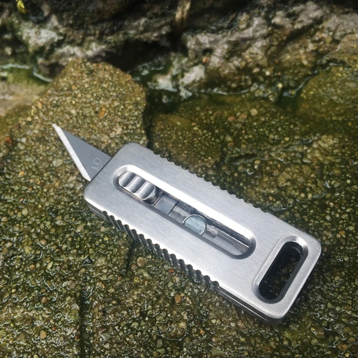 Outdoor Multi Tool Titanium Alloy Tactical EDC Pocket Cutting Tools Mini Knife Knives Camping Survival Tools