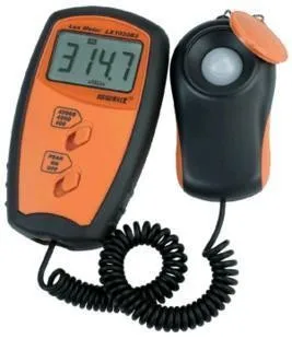 

UV340B UV Light Meter 4000 counts LCD display and UV sensor with light correction filter