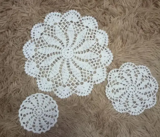 

Modern lace cotton round table place mat cloth pad crochet placemat Cup drink coaster Dining doily glass tea mug holder Kitchen
