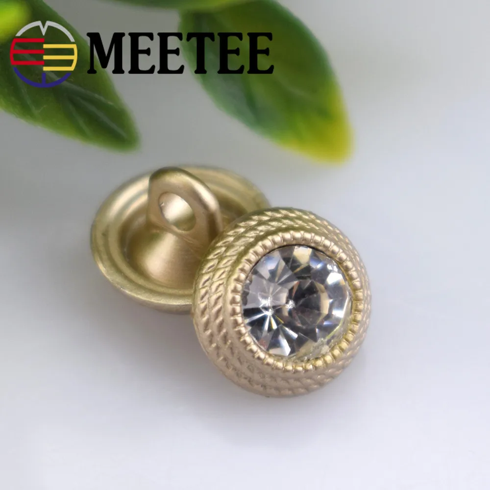 30pcs 10mm Rhinestones decration shirt metal buttons 30pcs 10mm Rhinestones decration shirt metal buttons