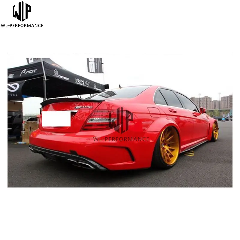W204  R尾翼 6