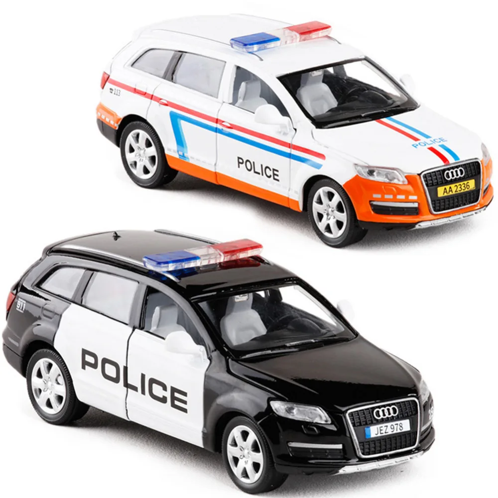 132 Audi Q7 Alloy Model Sound and Light Pull Back Toy Carin Diecasts