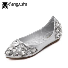 Новинка весны, со стразами, на плоской подошве; женская обувь с острым носком; со стразами; с бисером; балетки на плоской подошве; модные босоножки без шнуровки обувь Серебристые Лоферы c247