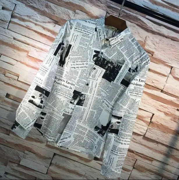 Новинка, приталенная Мужская одежда для метросексуальной личности Мужская винтажная Модная рубашка с газетным принтом с длинными рукавами Повседневные топы для мальчиков