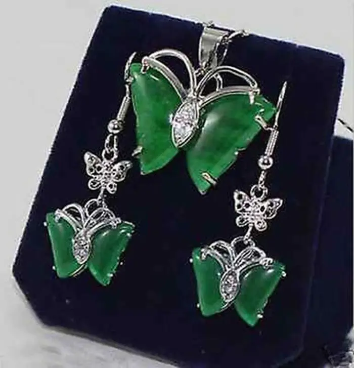 

AAA Beautiful Jewelry 18KGP green jade butterfly pendant necklace earring set