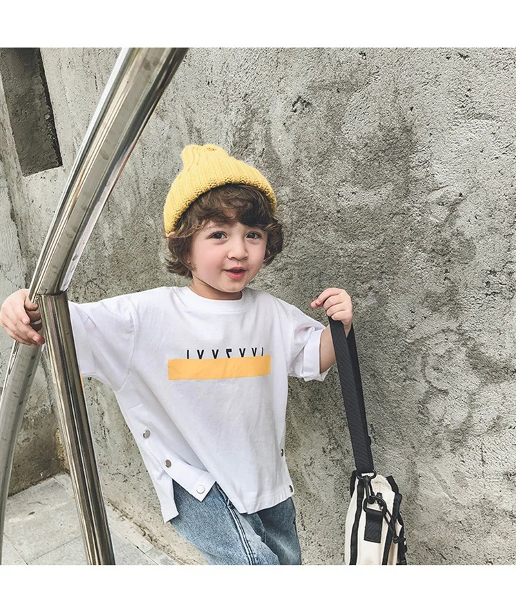 

2019 summer boy T-shirt TEE short-sleeved LETTER CHARATER top white black loose soft fashion bottoming shirt