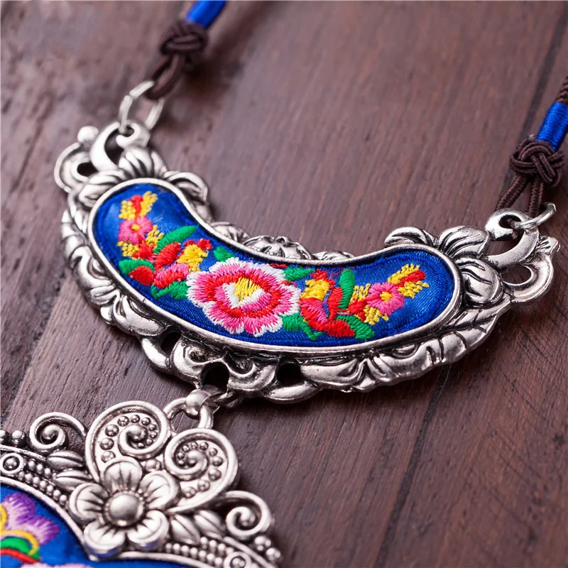 Ожерелья и кулоны оригинальные бабочки аксессуары ретро этнические Мяо ожерелья Богемия классическая Вышивка кисточки подвески