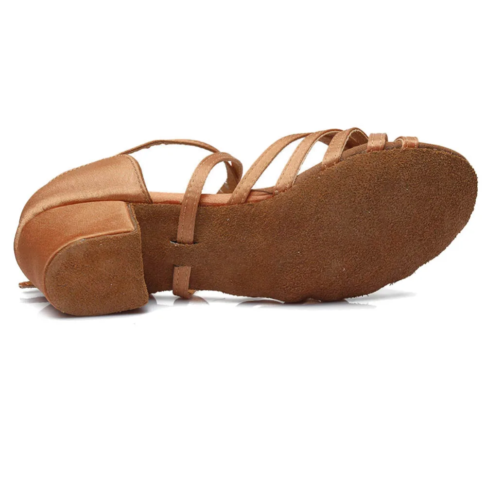Sneake Tumit Latin Limited 4 Sneake Tumit Latin Limited 4
