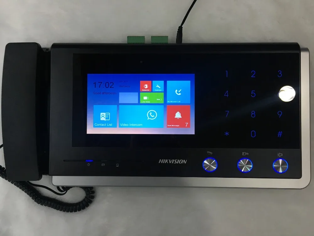 Hikvision Video intercom management unit DS KM8301 Indoor monitor on