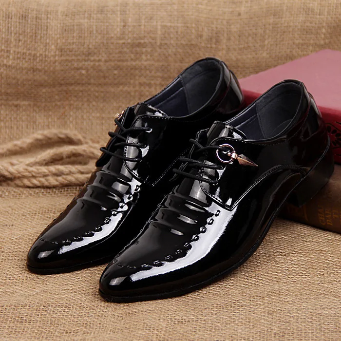 Мужские оксфорды из лакированной кожи; Высококачественная обувь из натуральной кожи; Классические Мужские броги; официальная обувь; повседневные модельные свадебные туфли «Bullock» - Цвет: Black