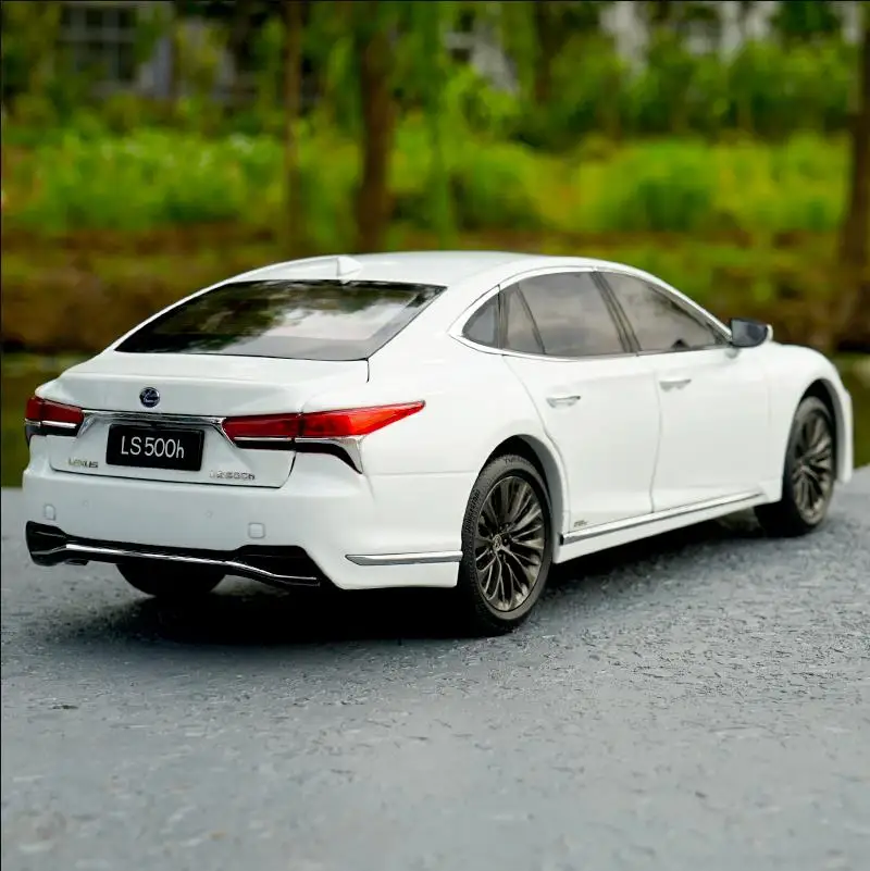 Высокая симуляция LEXUS LS500, усовершенствованная Коллекция Модель 1:18 игрушечных автомобилей из сплава, литая металлическая модель автомобиля