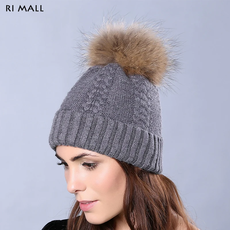 

Genuine Raccoon Fur Pompom Female Winter Wool Hats Solid Color Outdoor Casual Caps Rabbite Fur Thick Knitted Skullies & Beanies