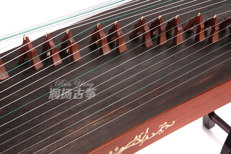 Старшие красные деревянные игры guzheng Аутентичные Музыкальные инструменты EMS