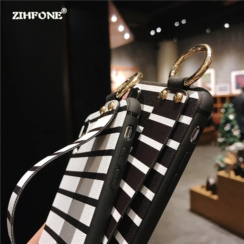 

Fashion Stripe Phone Case For Huawei Honor 7A 7C 10 9 Case Huawei Nova 3i 3 P Smart Plus Silicone Soft Wristband Back Cover Capa