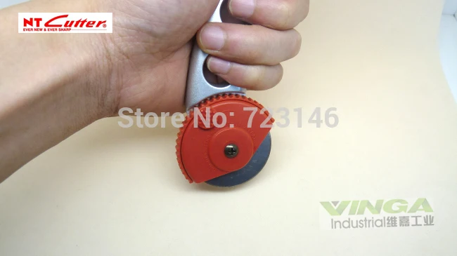 

handicraft and DIY Ideal to cut fabric Rotary Cutter CUTTER ROTATIF 45MM RUNDSCHNEIDER TAGLIERINA ROTANTE