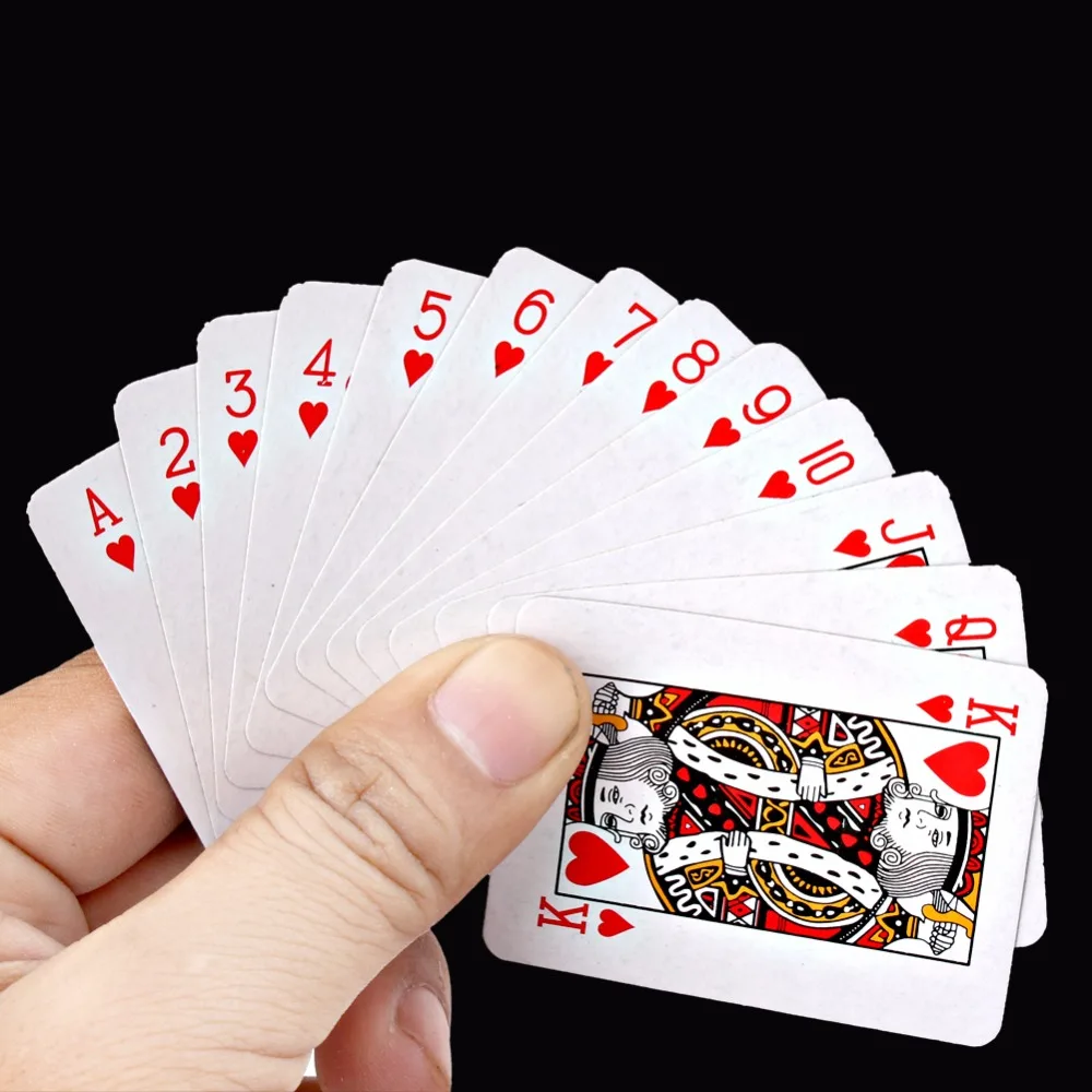 5.3*3.8CM Mini Poker Set Interesting Playing Card Portable Board Game