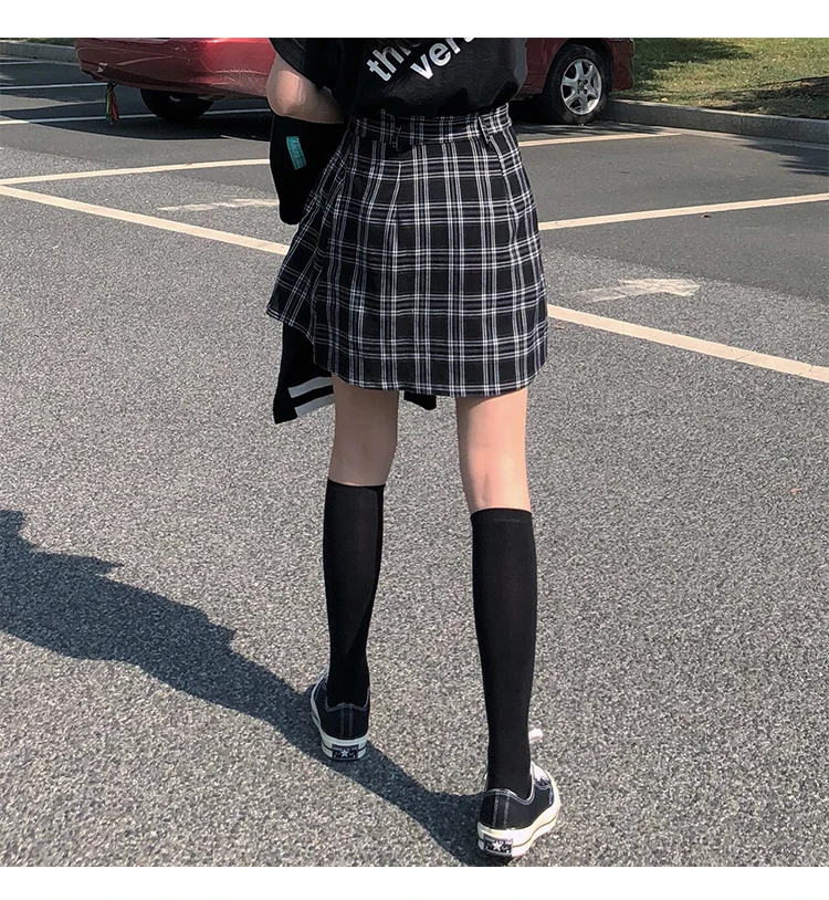 Women's Awesome A-Line Plaid Vintage Skirt Model Black Back