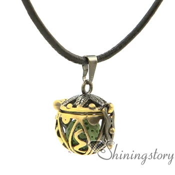 

openwork metal volcanic stone coconut tree aromatherapy necklace wholesale diffuser lockets wholesale lockets essential oil