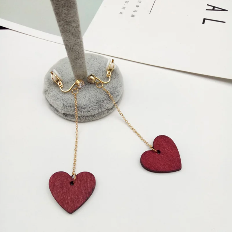 

Grace Jun Korea Style Rhinestone Vintage Red Wood Shape Clip on Earrings Without Piercing for Women Party Charm Long Earrings