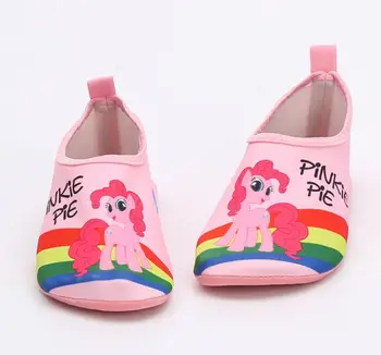 

Kids Quick Drying Swim Water Shoes Casual Footwear Barefoot Beach Diving Shoes Cartoon Soft Skin Shoes Grils Beach Slippers