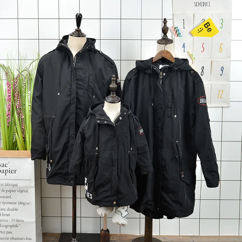 

Parents and Children Matching Outfits Family Look Long Style Windbreaker Jackets 2018 Fashion Trend Mother and Daughter Coats