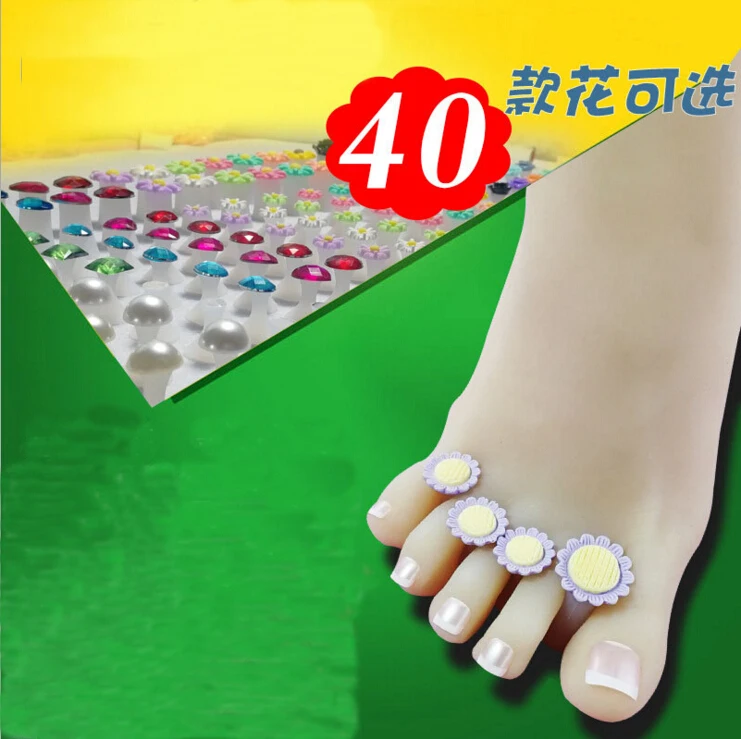 

8pcs/Set Silicone Toe Separators Foot Toe Spacers for Home and Salon Use Daisy Flower Shaped Pedicures DIY Nail Art Tools