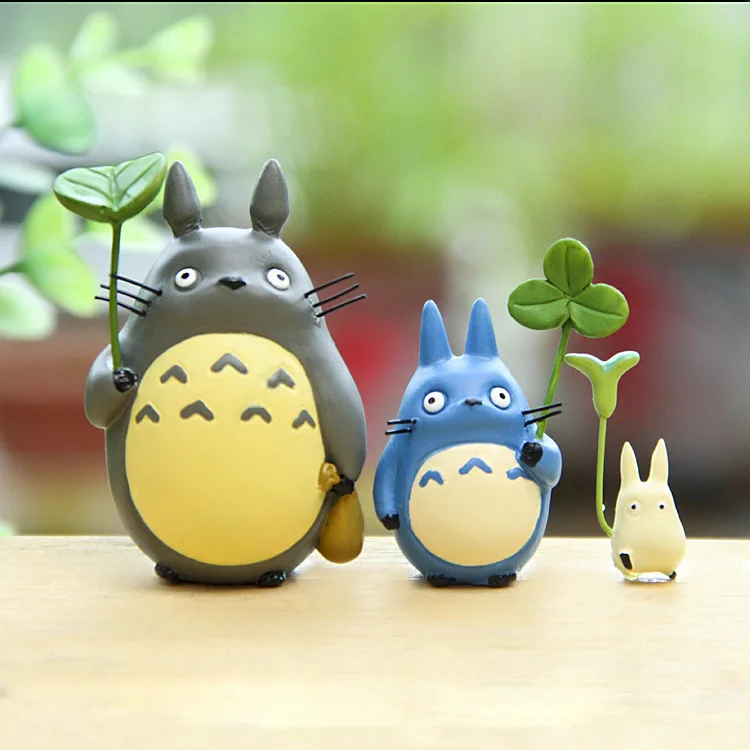 Totoro avec figurines de feuille, jouet de Studio Ghibli Miyazaki Hayao