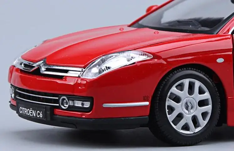 1:18 передовые модели автомобилей из сплава, высокая имитация Citroen C6, металлические Литые 4 двери, Коллекция игрушечных автомобилей