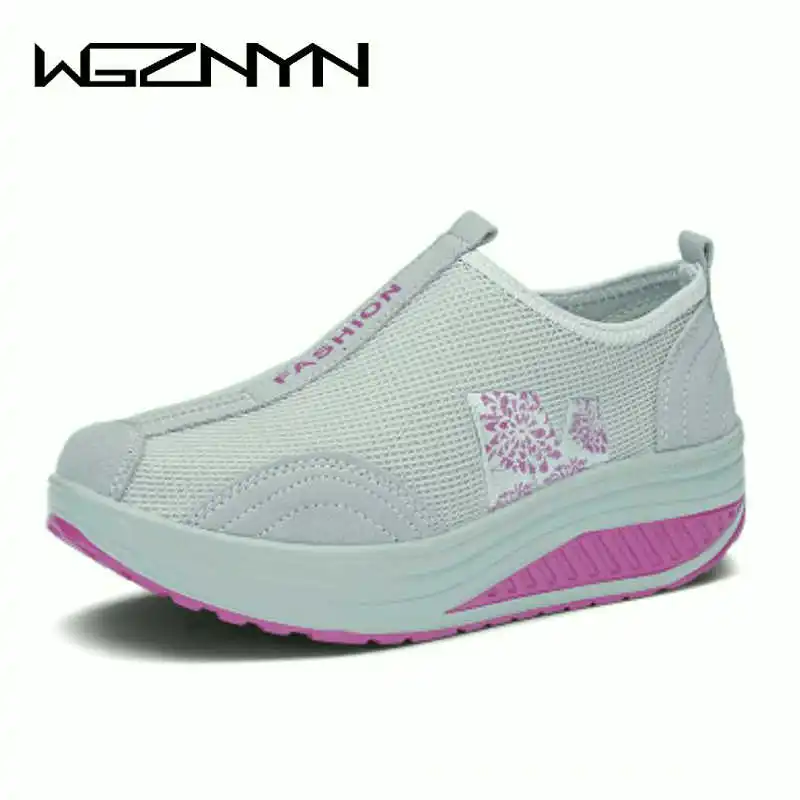 

WGZNYN Women Casual Shoes Lightweight Slip on Wedge Platform Sneakers Women Breathable Air Mesh Swing Shoes Tenis Feminino W04
