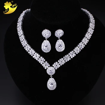 

Xinyun Wedding Necklace With Women Bijouterie Sparking Zircon Accessories Shining Rhinestone Simple Atmospheric Jewelry