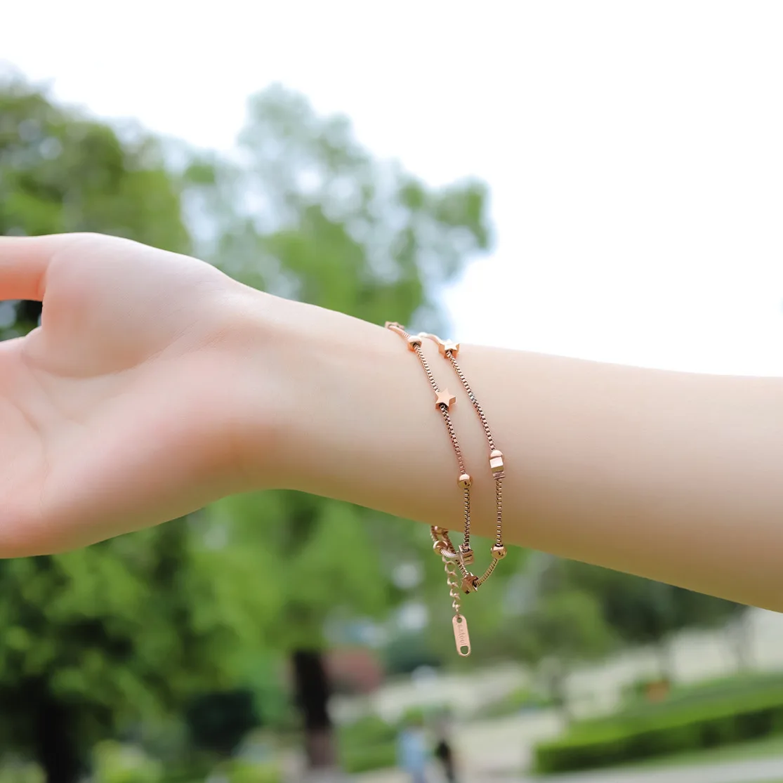 

FntYcm Double Layer Stainless Steel Rose Gold Hand Chain Link Bracelet Female Seastar Stars Silver Star Bracelet Women