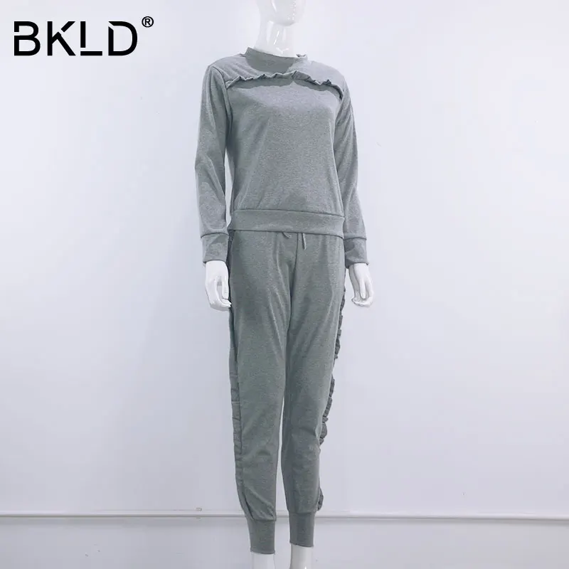 Спортивный костюм BKLD из двух предметов Женский комплект топа с оборками и
