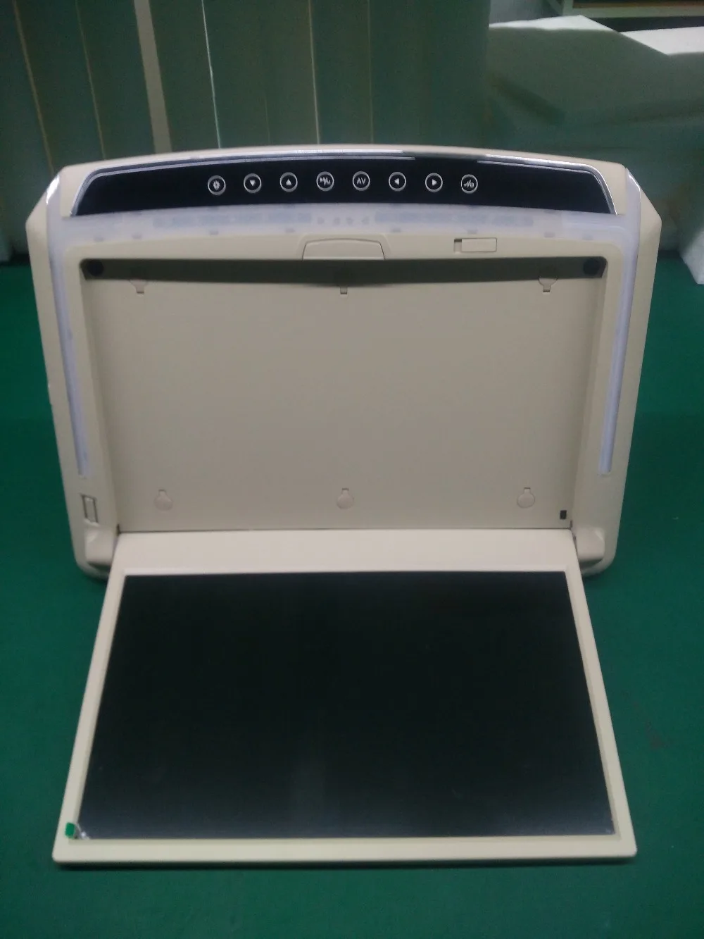 

DC12-24V Super Slim 14-inch Flip Down Bus Roof Monitor HD 1600:900 Support 1080P MP5 SD TF HDMI FM Transmitter 2 Way Input