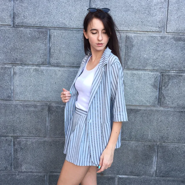 2018 Korean Version Summer Thin Lace Waist Shorts Fashion Two Pcs Strip Jacket And Pants Women Suit