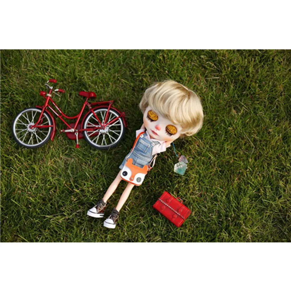 

red bike for blyth doll, for decoration