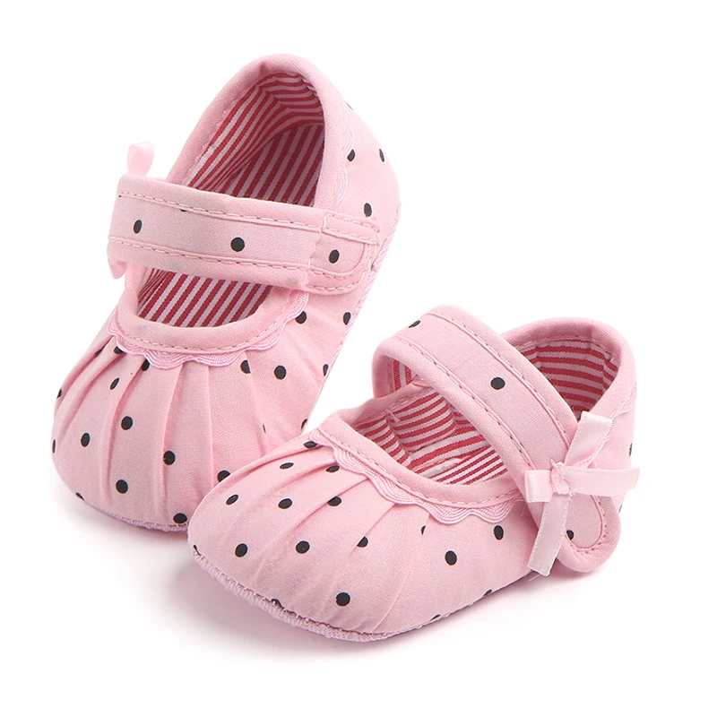 Для новорожденных девочек мягкая подошва обувь тканевая горошек лук Анти-кроссовки Prewalker 0-18 M