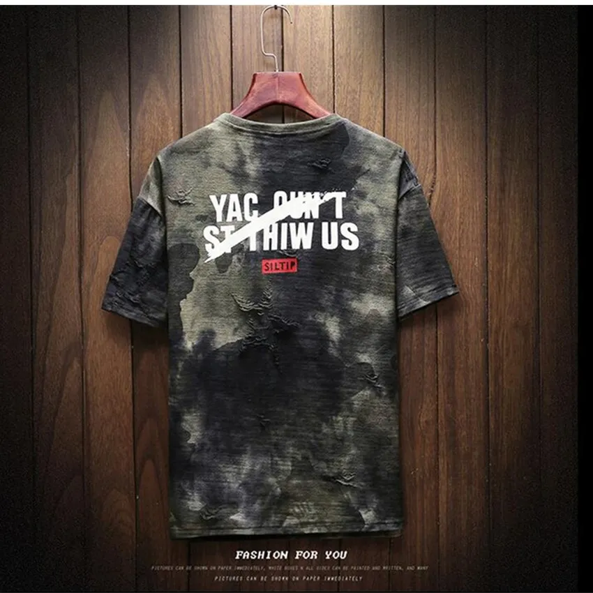 

2018 New Camouflage Mens Thirts Summer Casual Back Letters Printed T-shirt Men Fashion Trend Loose Round Necks Mens T shirts