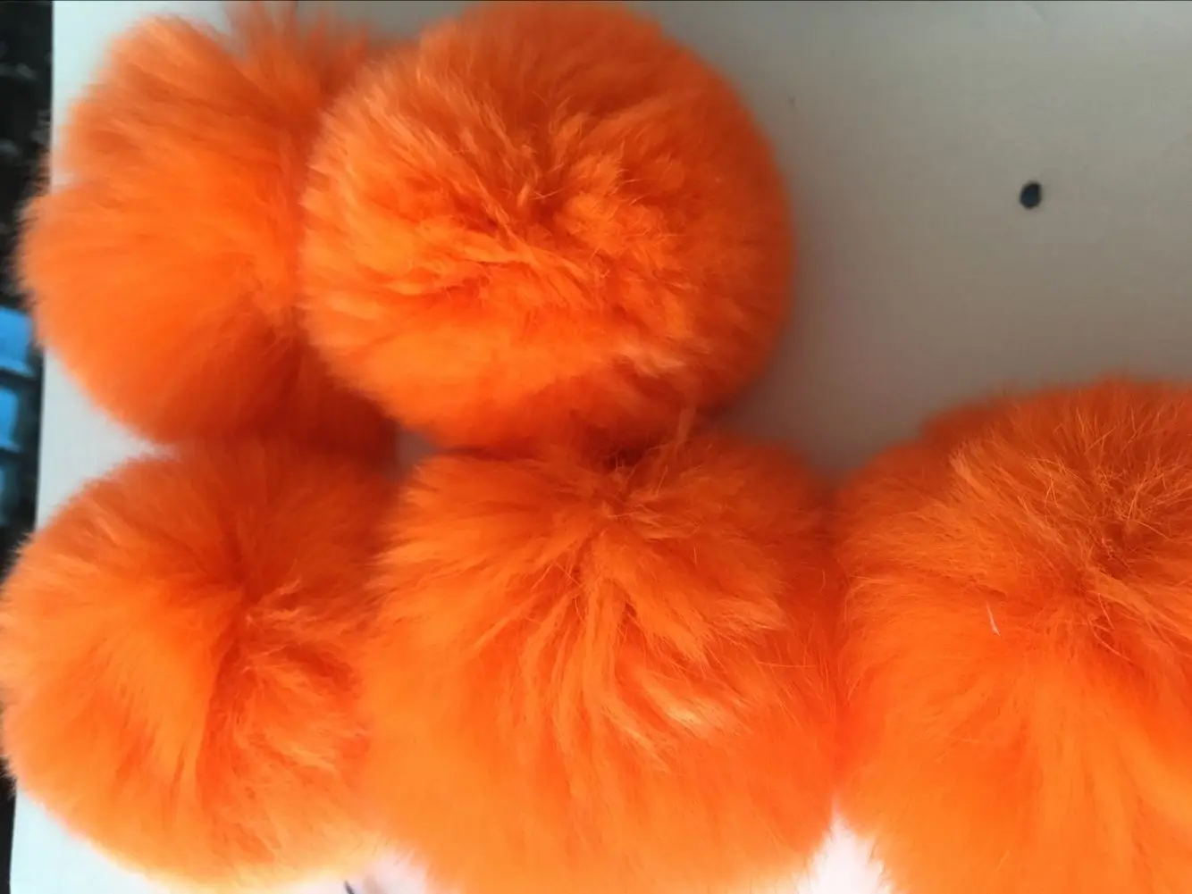 Настоящий мех кролика мяч 6 см помпон автомобиля помпон кролик мех мяч для брелка мех DIY сумка Подвески с пушистым кроликом понпон - Цвет: orange red