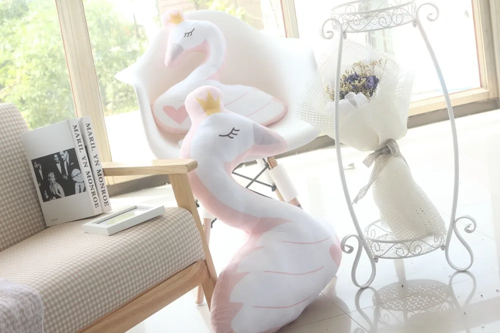 High Quality swan cushion