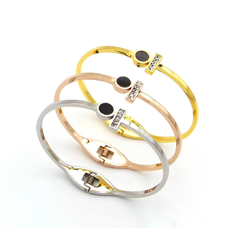 bangle