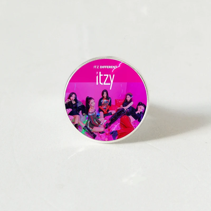 

Itzy ring new woman wrist jewelry Korean beauty combination glass Ring to send friends gift fan group gift