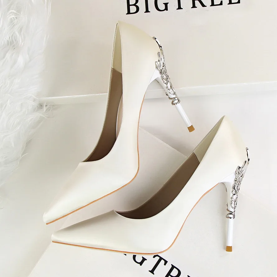 BIGTREE/Женская обувь; коллекция года; классические свадебные туфли-лодочки на высоком каблуке 10 см с металлическими вырезами; Модные женские пикантные элегантные туфли с острым носком