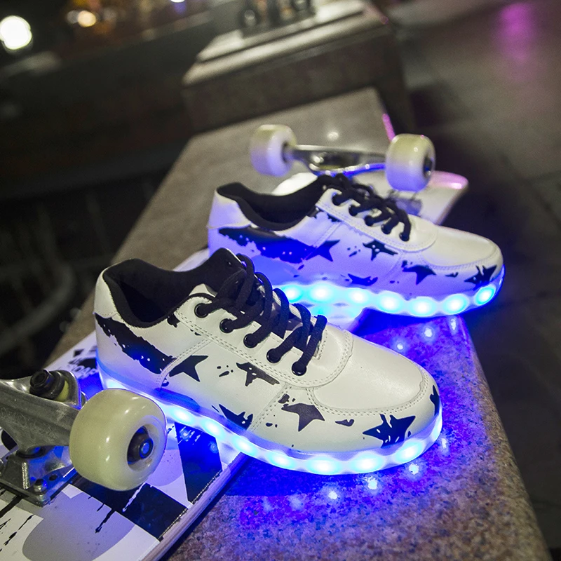 

New Kids LED Sneakers Boy&Girl Glowing Kid Light Up Shoes USB Charger Breathable Casual Sneaker with Light