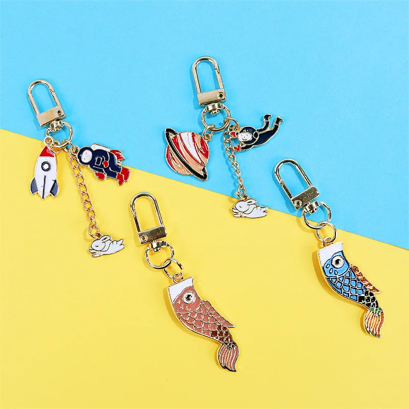 

Creative Fun Fortune Fish Bunny space planet Astronaut key ring bag Metal Pendant luxury keychain llaveros keychain