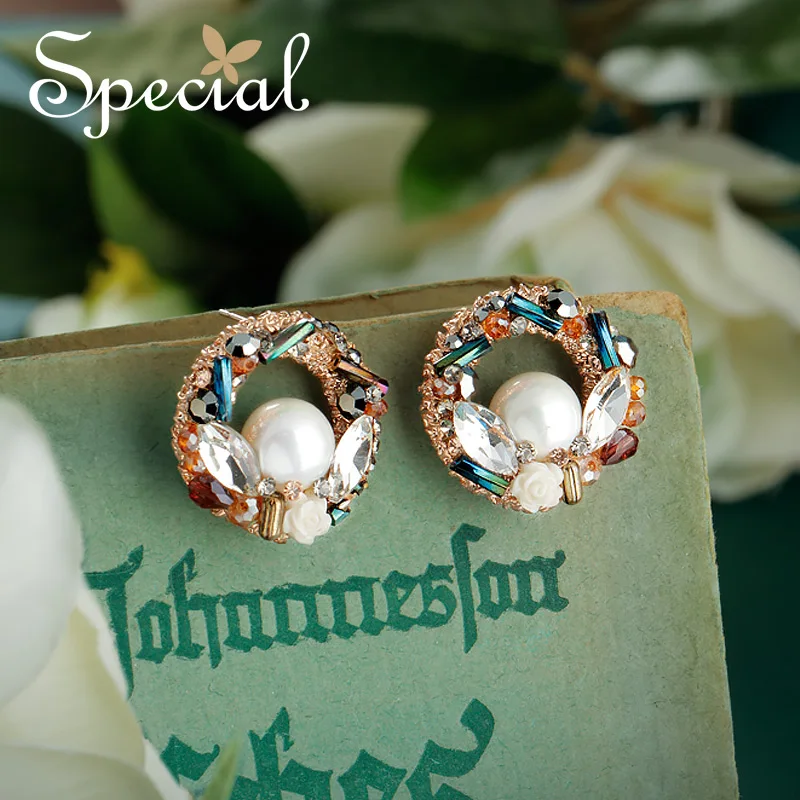 

Special Fashion Pearls Stud Earrings Classic Crystal Ear Pins Chinese Style Earrings Jewelry 2018 New Gifts for Women S2731E