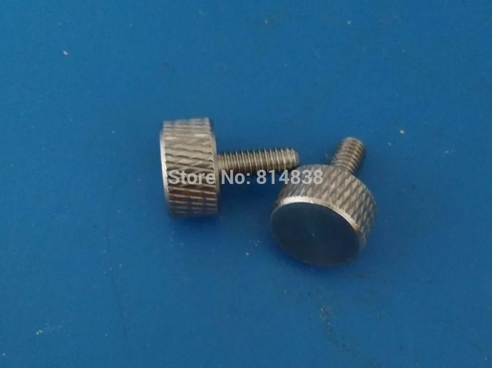 M4x10 Thumb Screws with Knurled Head ISO Metric Pitch 0.7 mm Length 10
