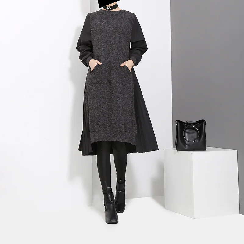 [EAM]2019 New Spring Winter Round Neck Long Sleeve Back Pleated Split Joint Irregular Loose Blue Dress Women Fashion JD487
