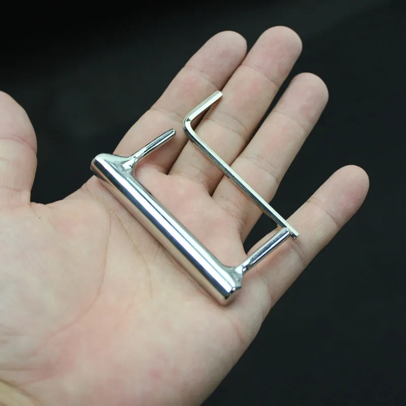 A (11)