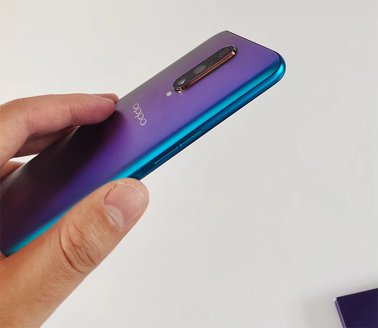 Смартфон Oppo R17 Pro Snapdragon 710 Android 8,1 6," AMOLED экран 25.0MP+ 20.0MP+ 12.0MP экран отпечатков пальцев NFC 8 Гб 128 ГБ